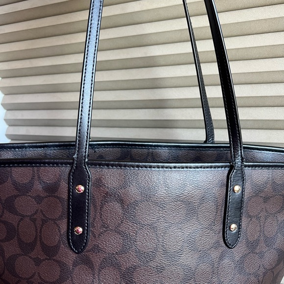 Coach Bag. Perfect size tote and gorgeous brown, black & gold. - Picture 14 of 16